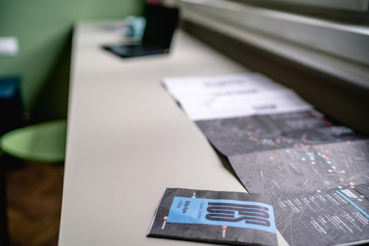 700MstazionecentraleAmpio Trilocale Con 2Balconi Trieszt Kültér fotó